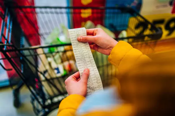 Competitor Price Monitoring solution for consumer Competitor Price Monitoring solution for consumer